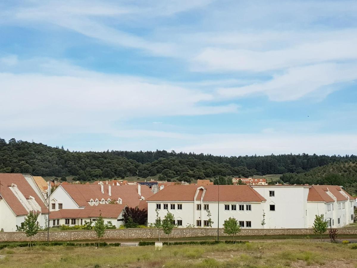 Un Havre De Paix A Ifrane Appartement Ifrane  Buitenkant foto